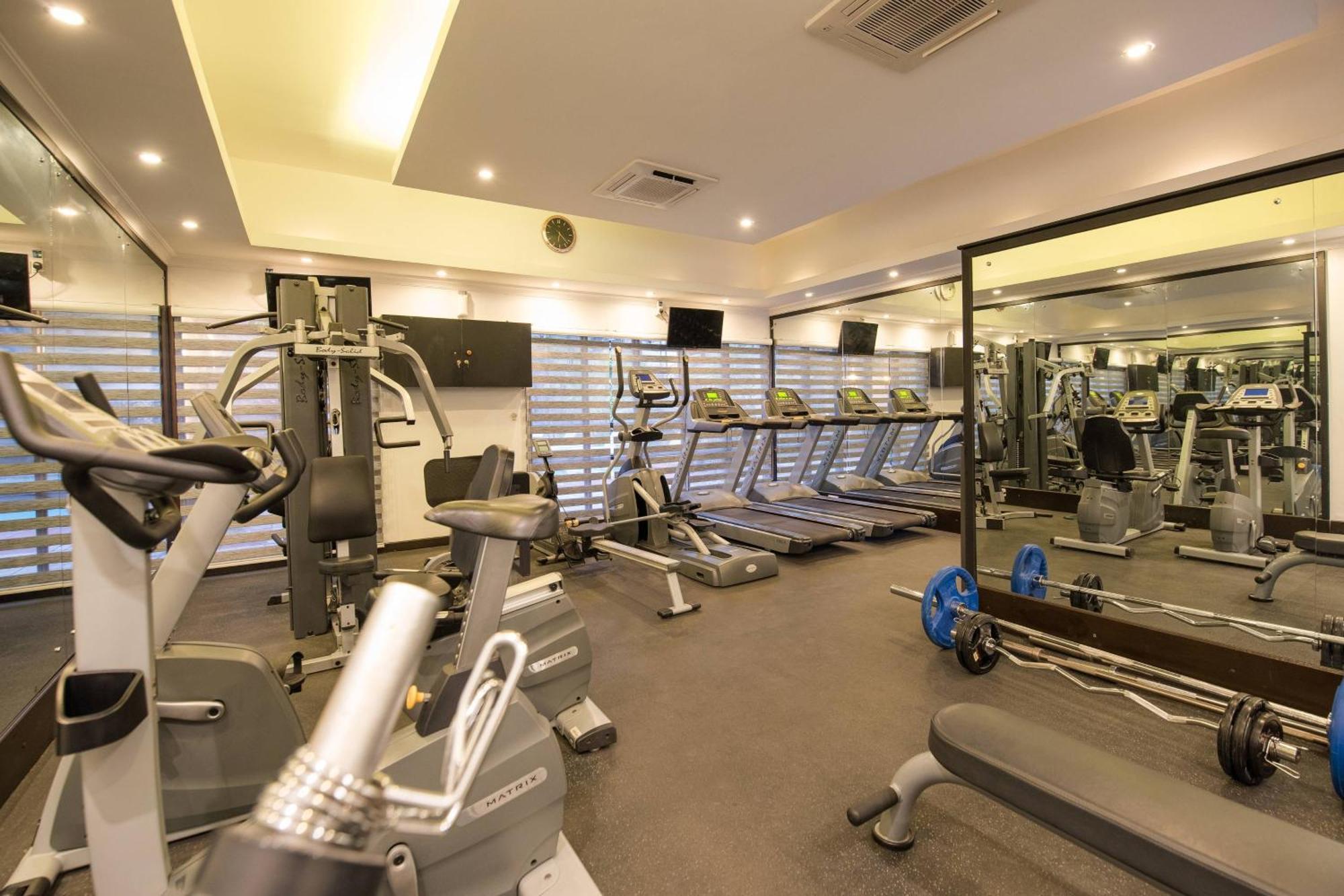 Protea Hotel By Marriott Dar Es Salaam Oyster Bay Екстер'єр фото
