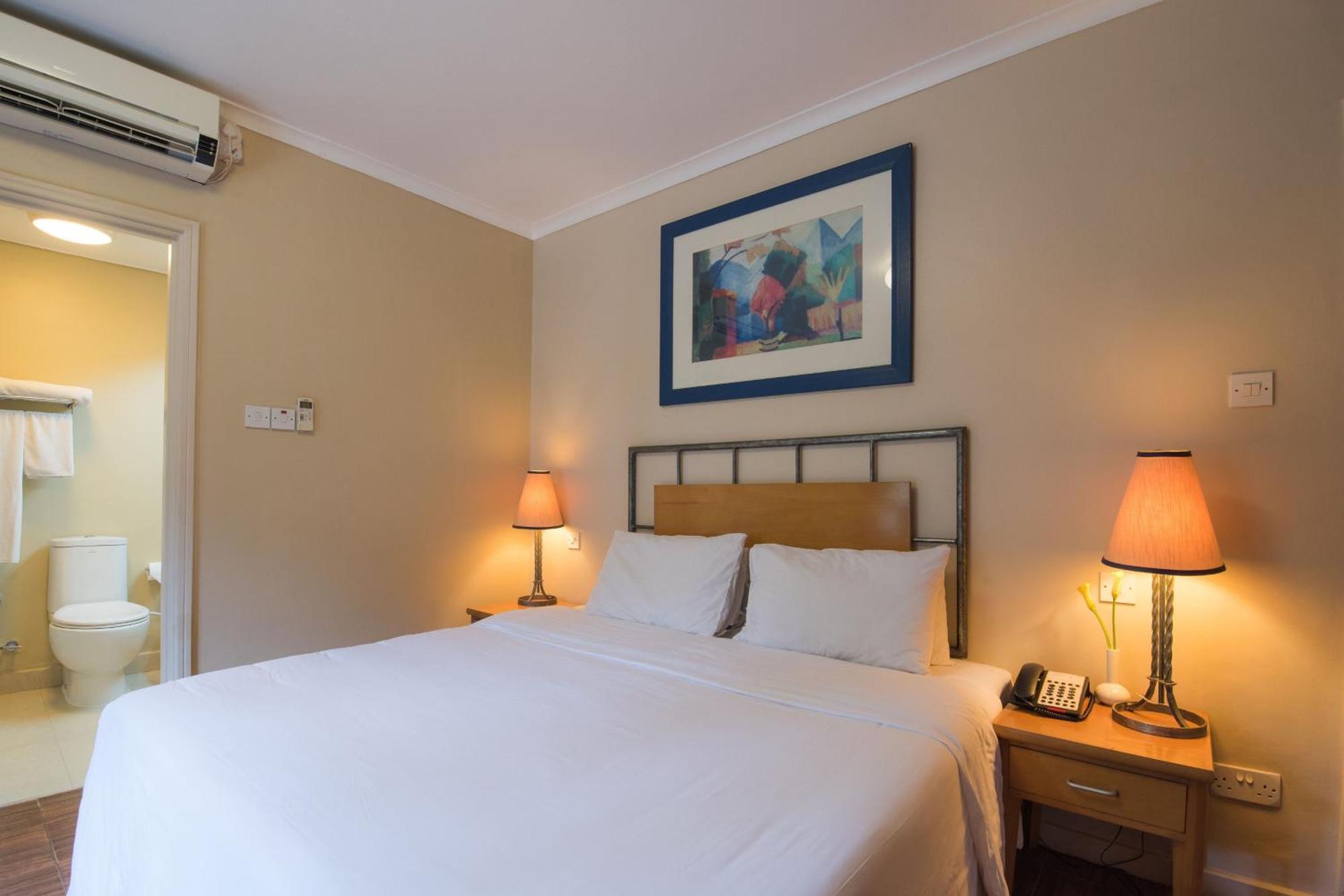 Protea Hotel By Marriott Dar Es Salaam Oyster Bay Екстер'єр фото