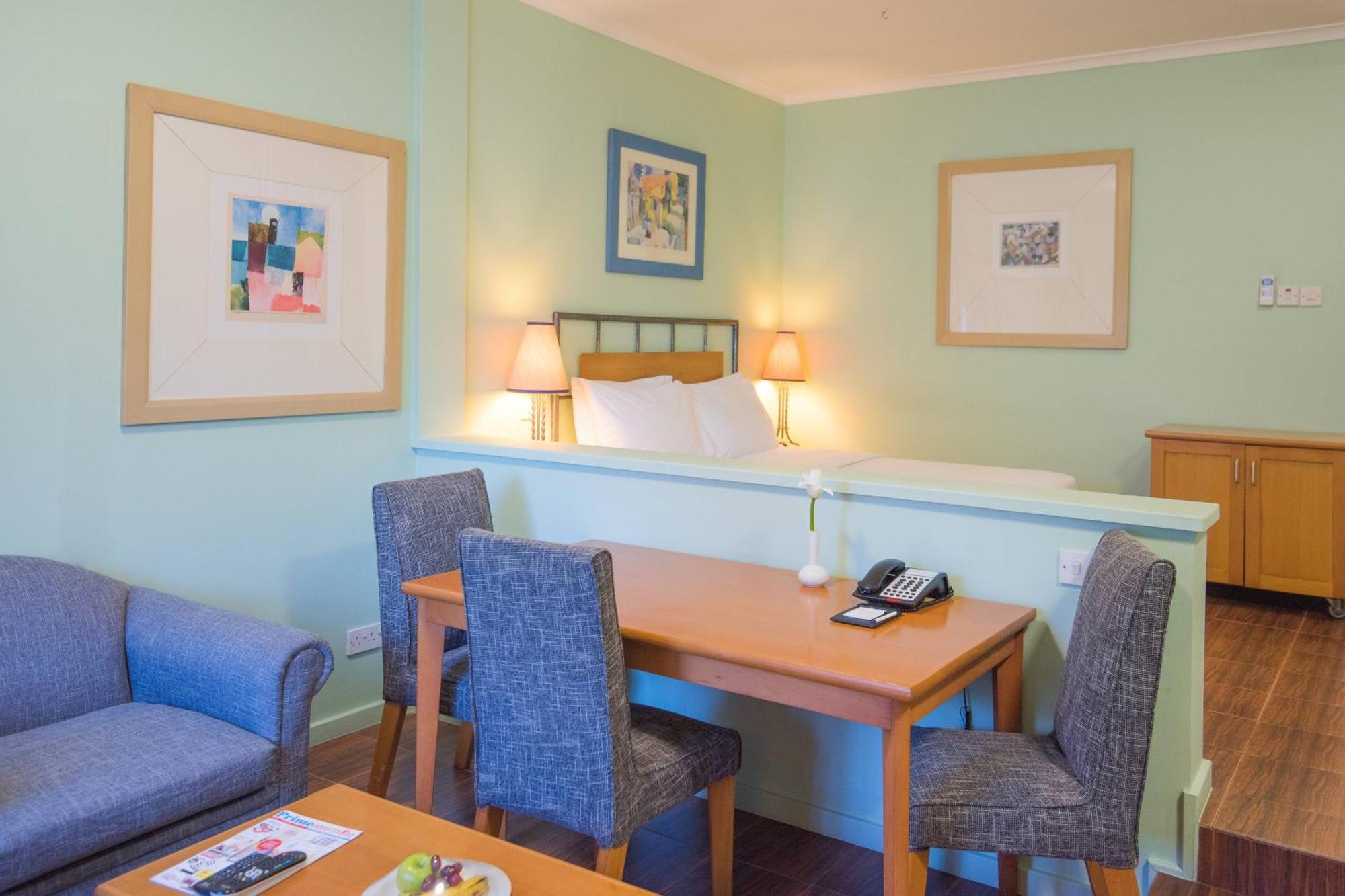 Protea Hotel By Marriott Dar Es Salaam Oyster Bay Екстер'єр фото