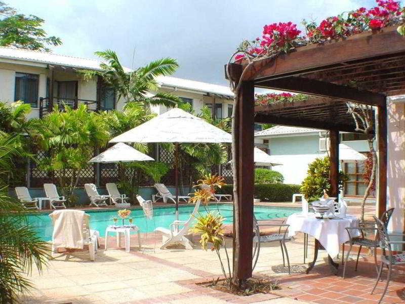 Protea Hotel By Marriott Dar Es Salaam Oyster Bay Екстер'єр фото